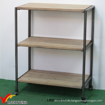 3 Tier Französisch Industrial Shelving Vintage auf Rädern